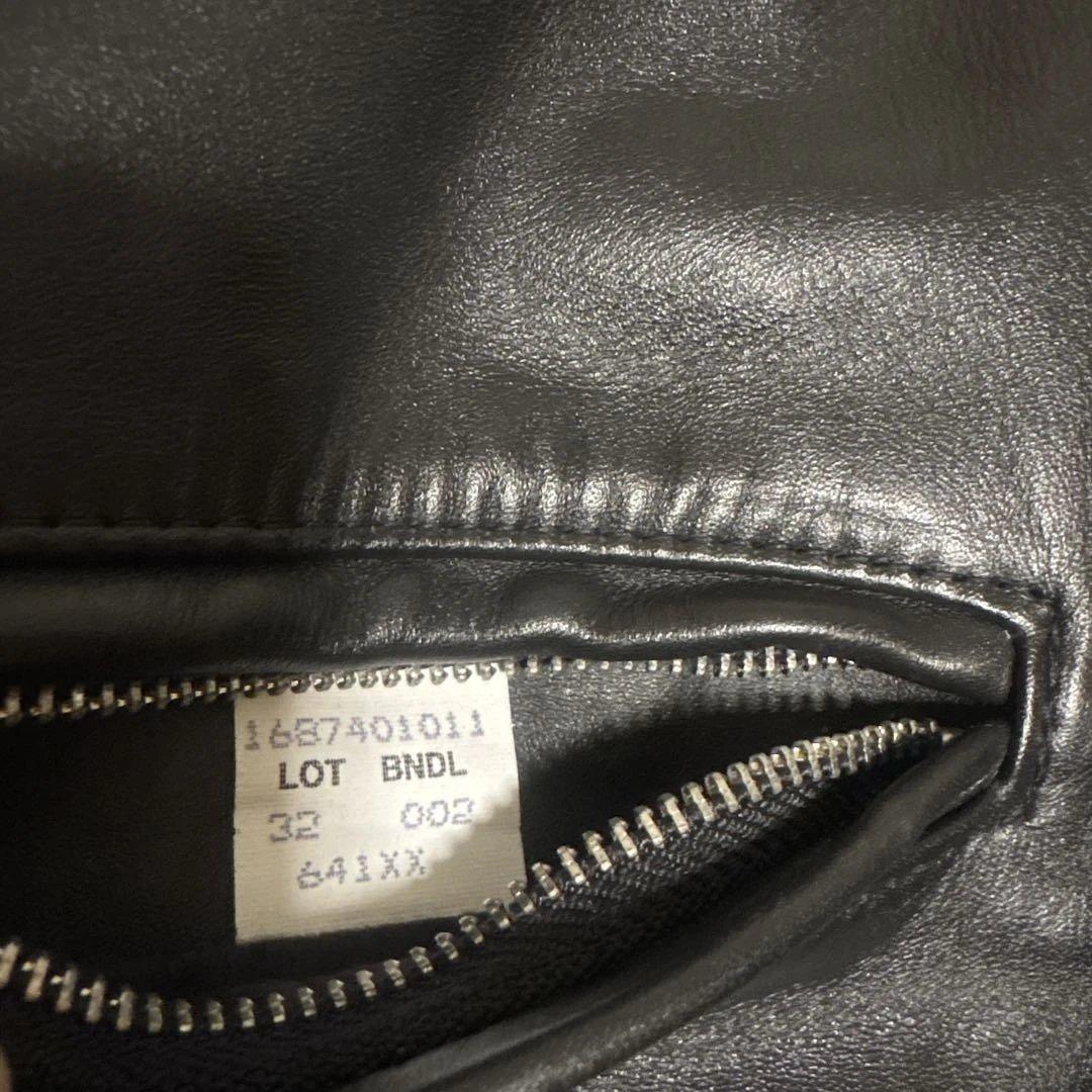 超美品‼️最新型schott641XX 32インチ