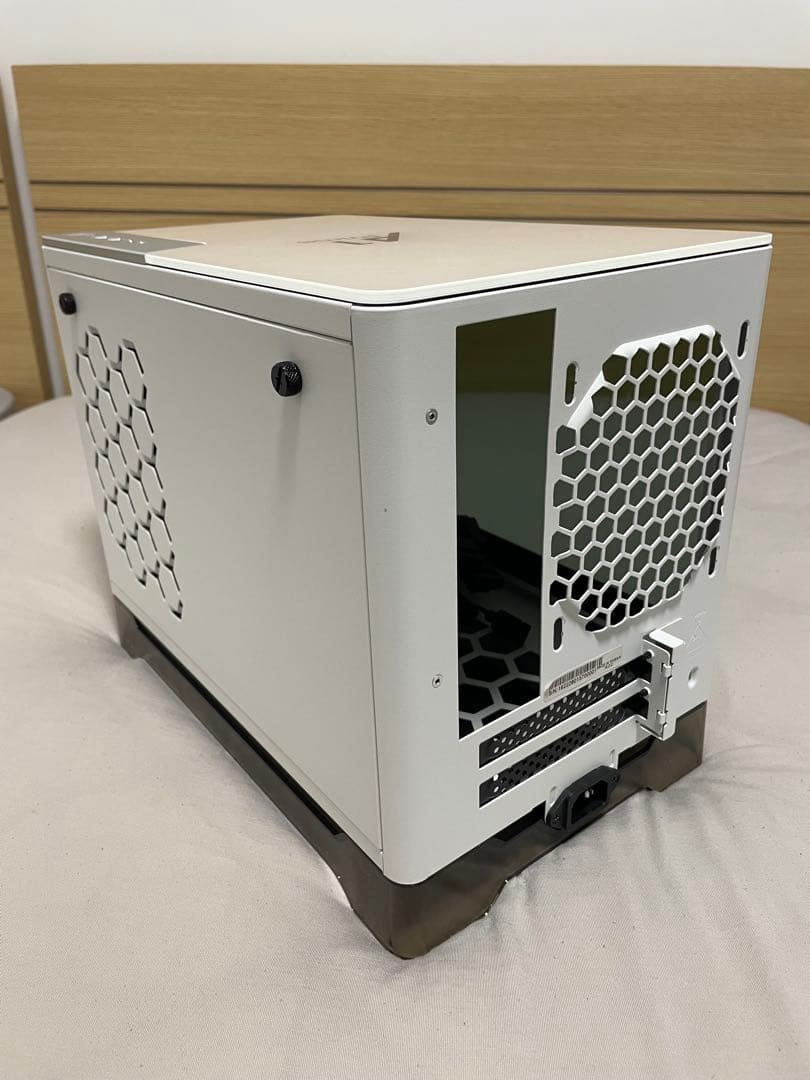 PCケース　A1 Prime　IW-A1PRIME-WHITE