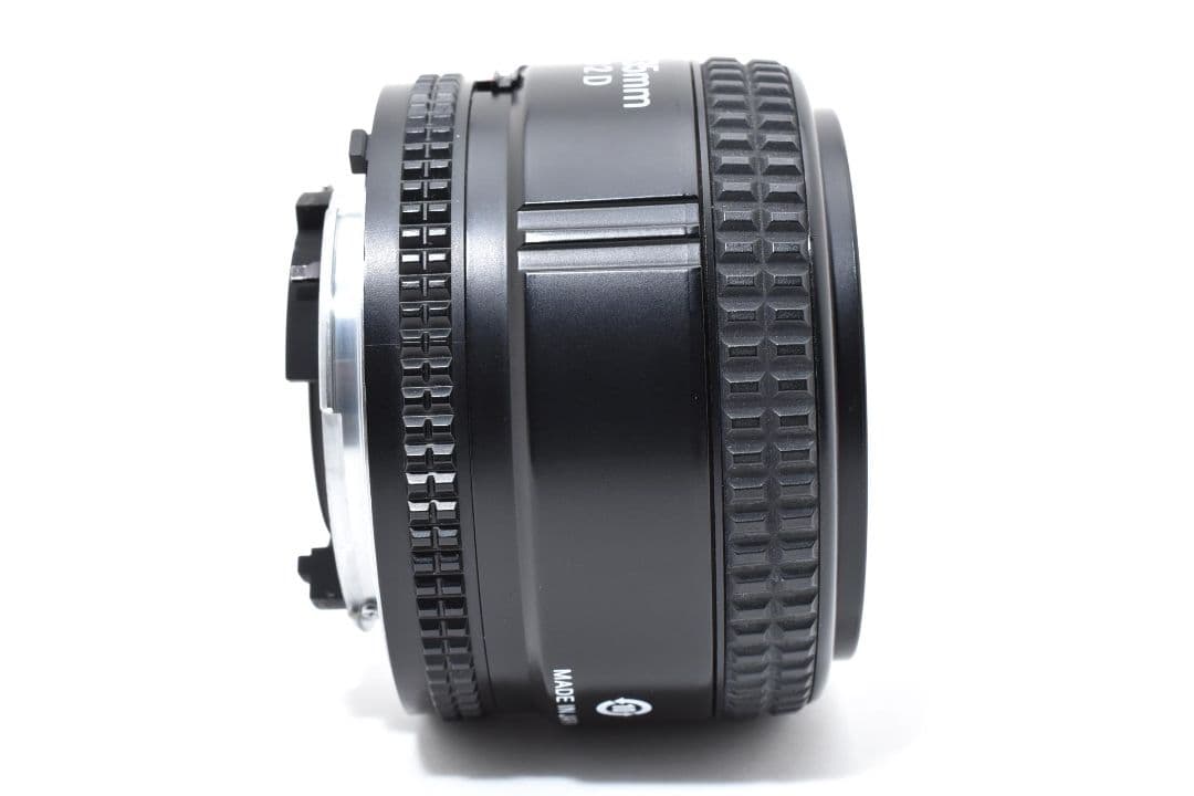 ☆動作正常☆ Nikon AF NIKKOR 35mm F2 D ニコン F2D
