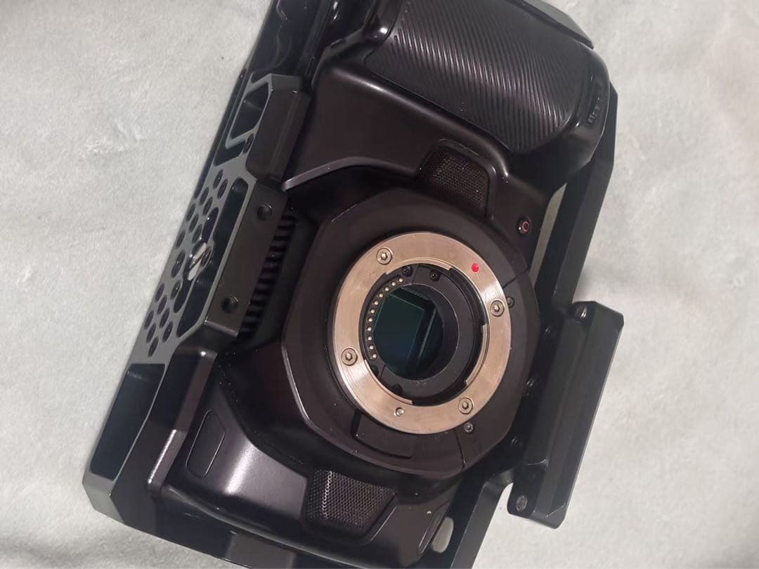BMPCC 4K ＋ SmallRig ケージ・ハンドル付き