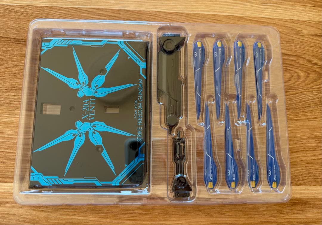 メタルロボット魂ストライクフリーダムガンダム(Re:Coordinate)