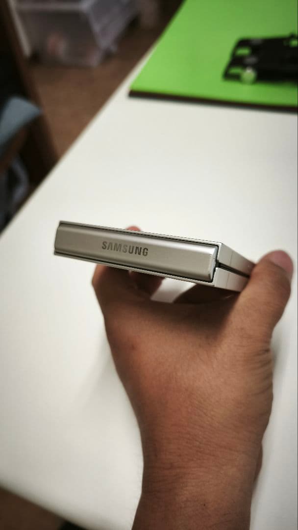 専用　hazu galaxy flip 6