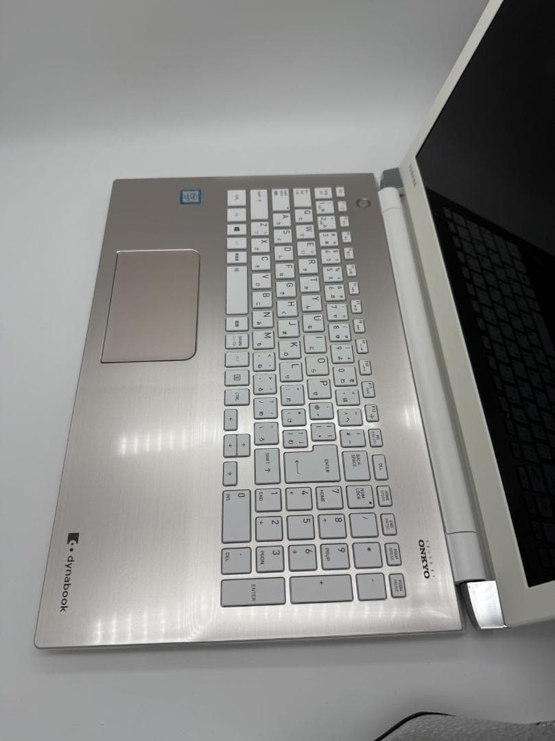 TOSHIBA AZ65 i7 16GB 新品SSD512GB　Office付