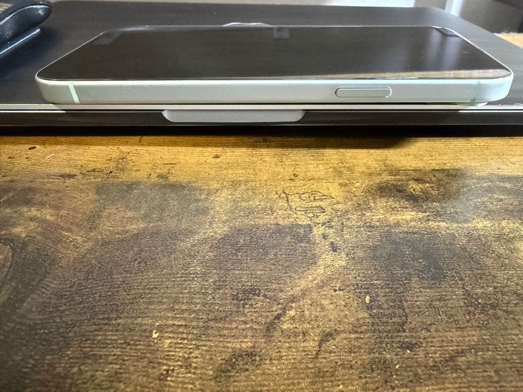 Apple iPhone 15 Puls 256GB グリーン