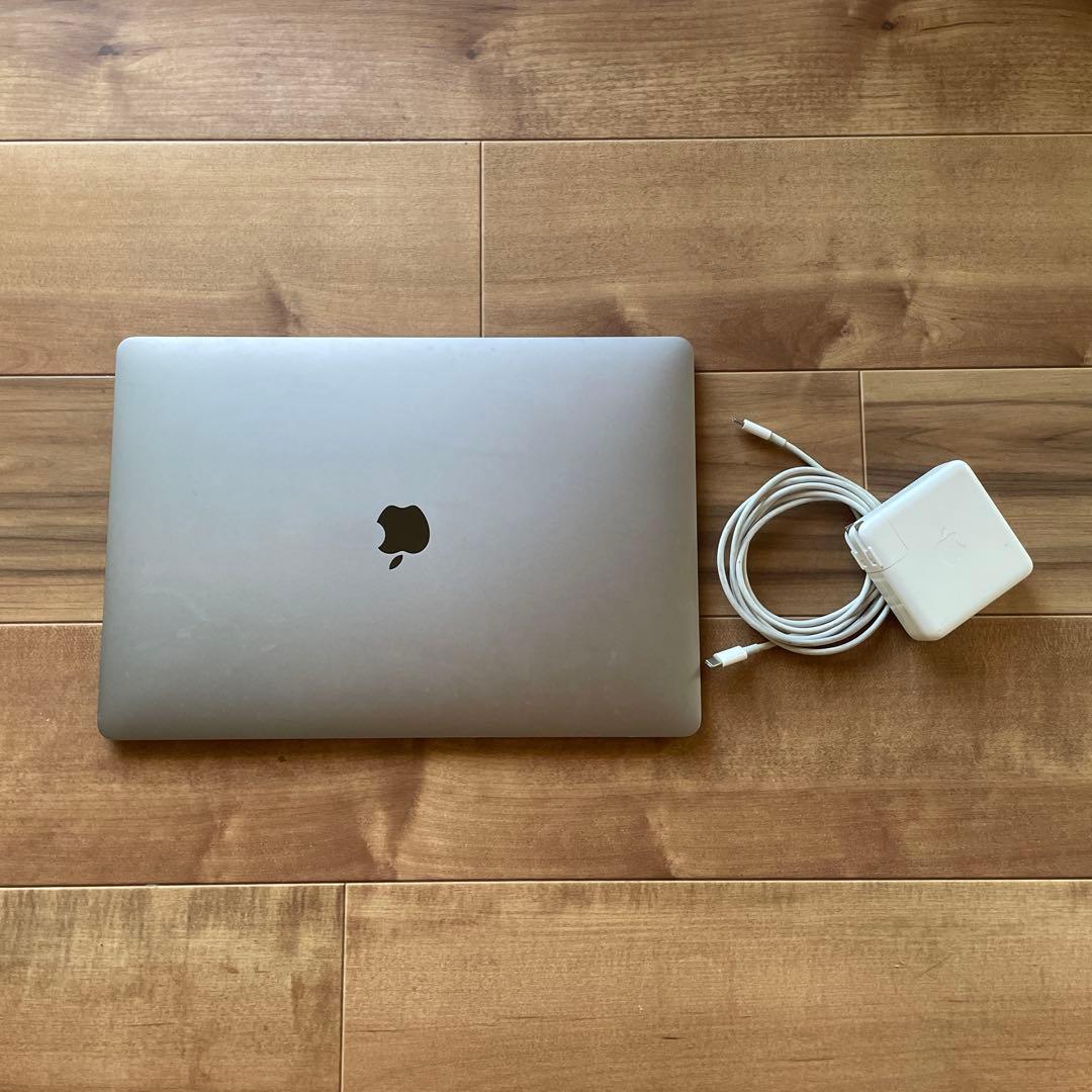 MacBook Pro 15インチ 2019シルバー 充電器付き