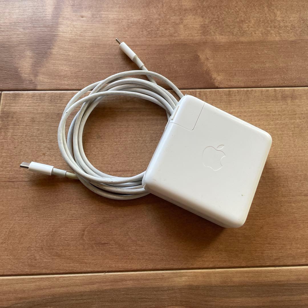 MacBook Pro 15インチ 2019シルバー 充電器付き