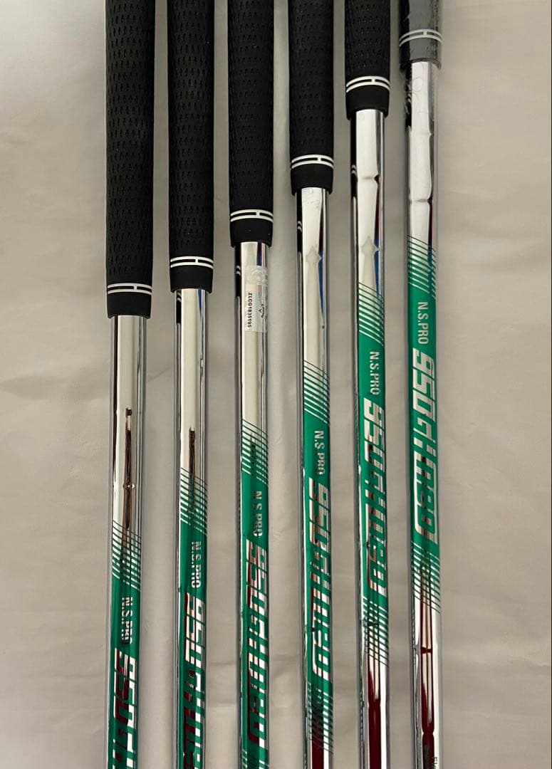 トム【ほぼ新品】キャロウェイ　APEX Ai200 アイアンセット