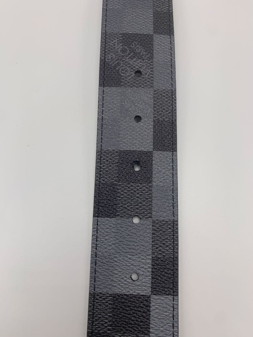 限定品 ‼️ルイヴィトン ベルト LV イニシャル リバーシブル ロゴ ダミエ