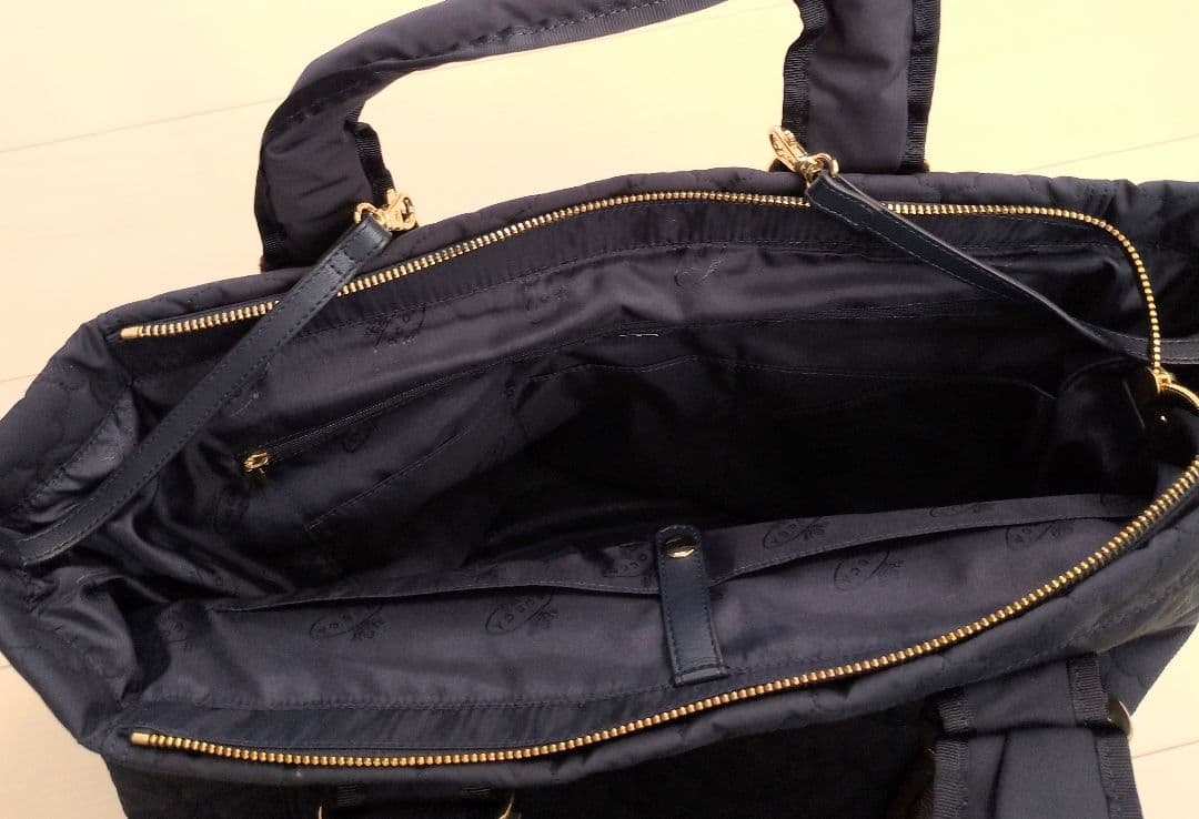【新品】TOCCA トッカのクローバーキルトマザーズバッグ　ネイビー