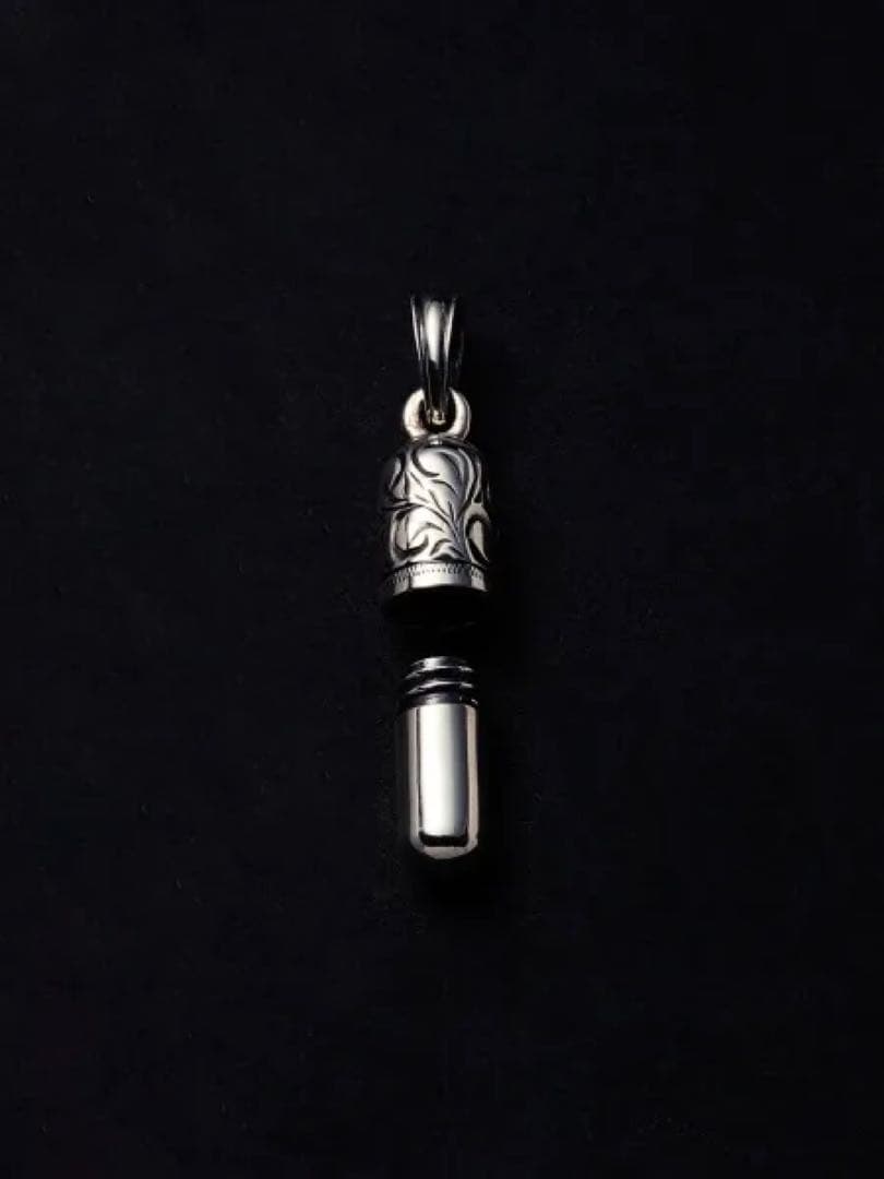 1*n様 ANTIDOTE BUYERS CLUB Capsule Pendan