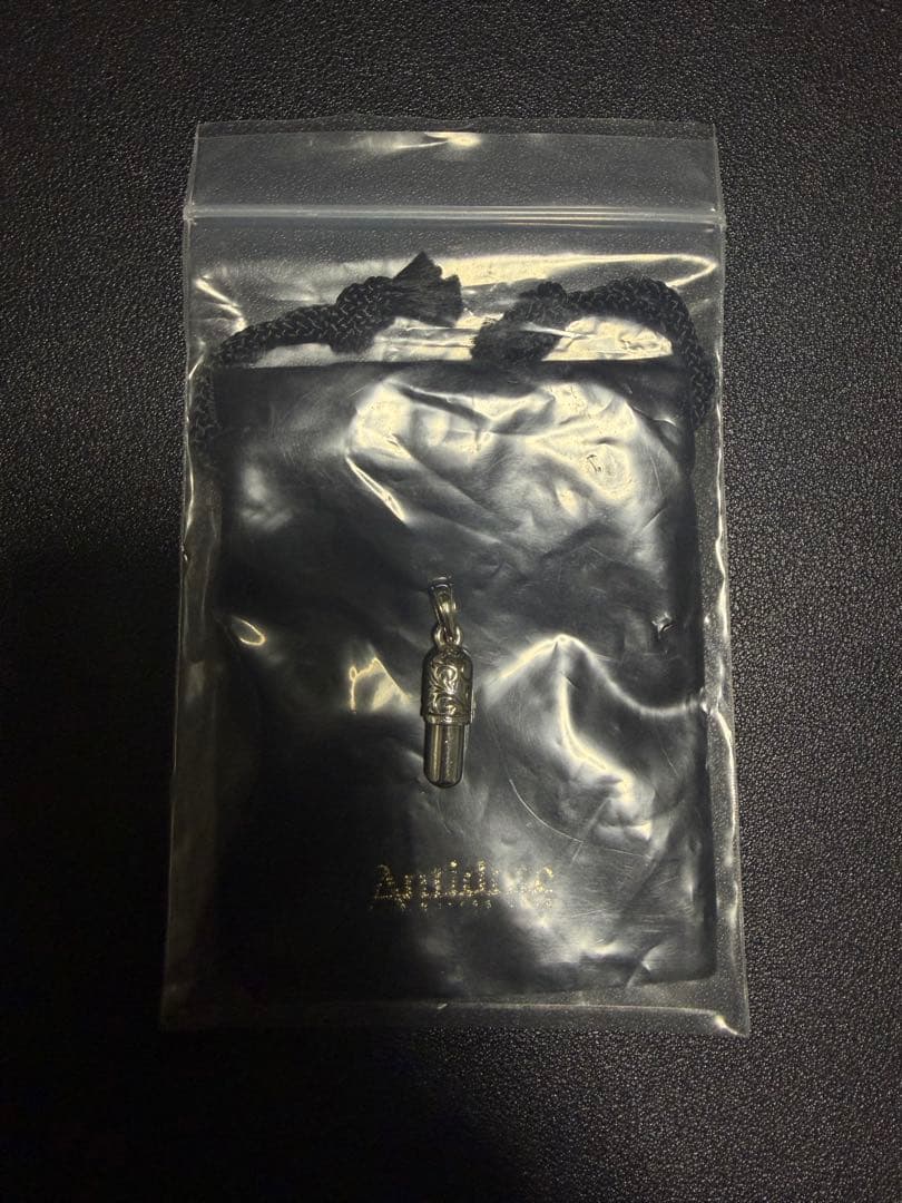 1*n様 ANTIDOTE BUYERS CLUB Capsule Pendan