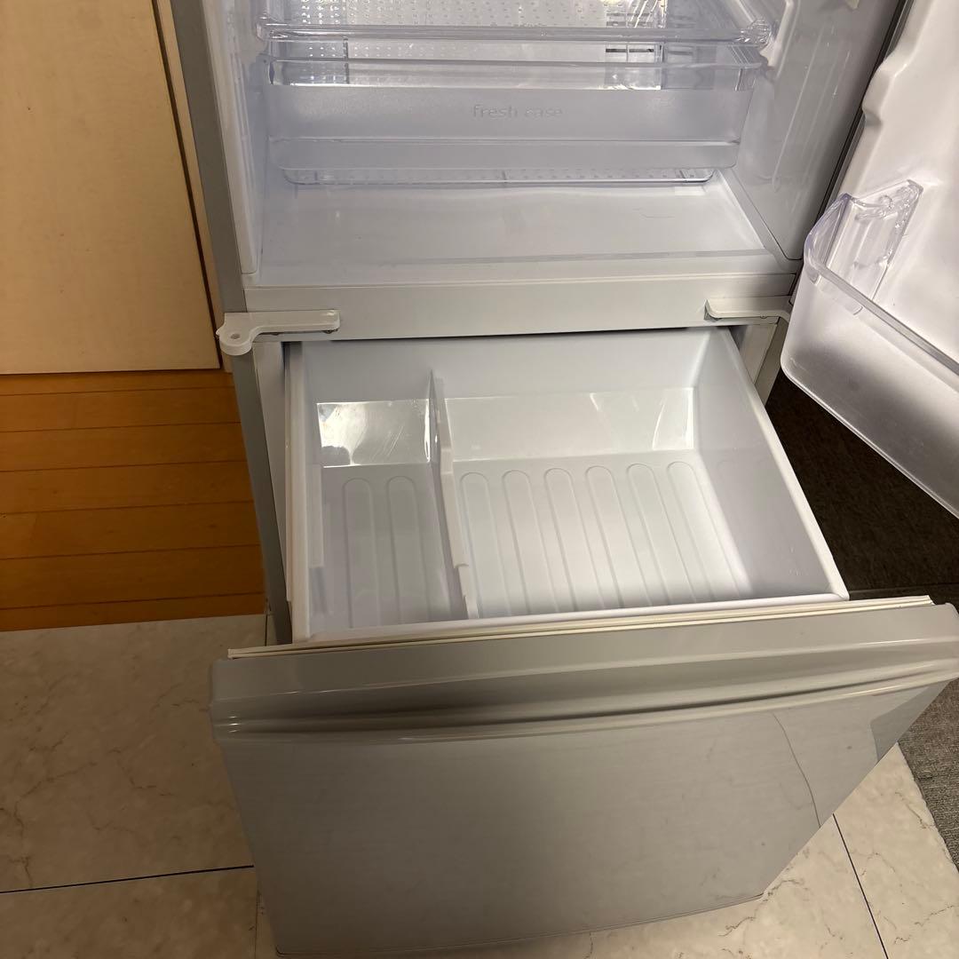 SHARP 2ドア冷蔵庫 167L SJ-D17F-S 2020年製