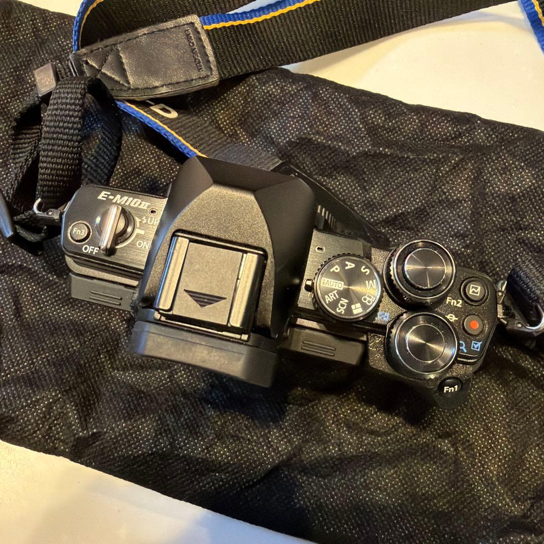 大幅値下げ！！【美品】OLYMPUS OM-D Mark2 ミラーレス一眼カメラ