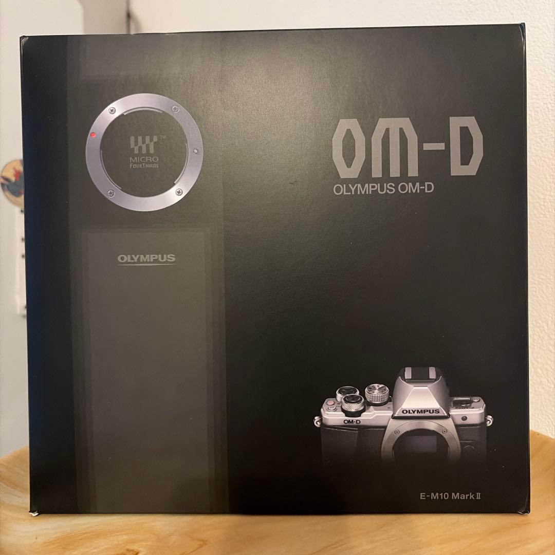 大幅値下げ！！【美品】OLYMPUS OM-D Mark2 ミラーレス一眼カメラ