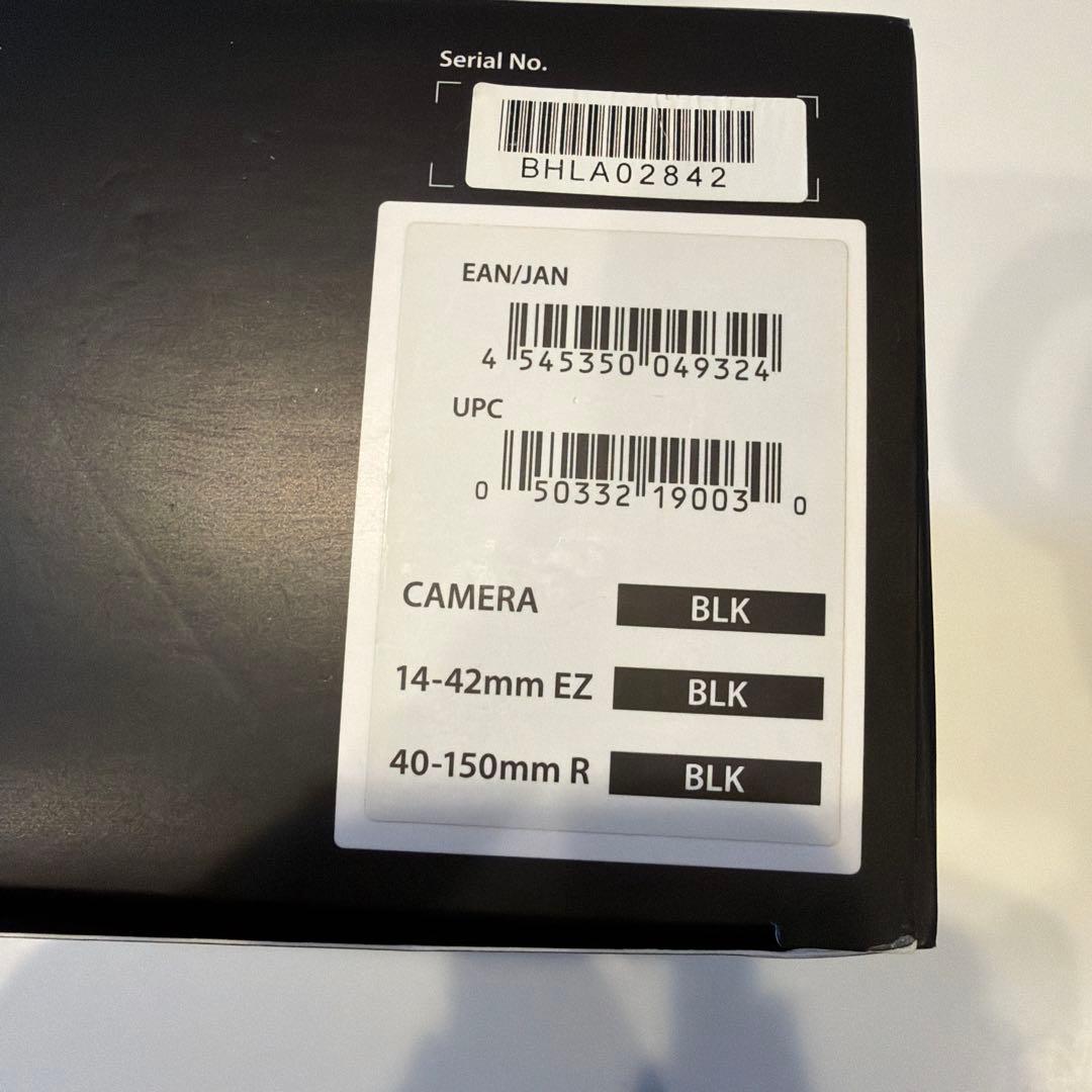 大幅値下げ！！【美品】OLYMPUS OM-D Mark2 ミラーレス一眼カメラ