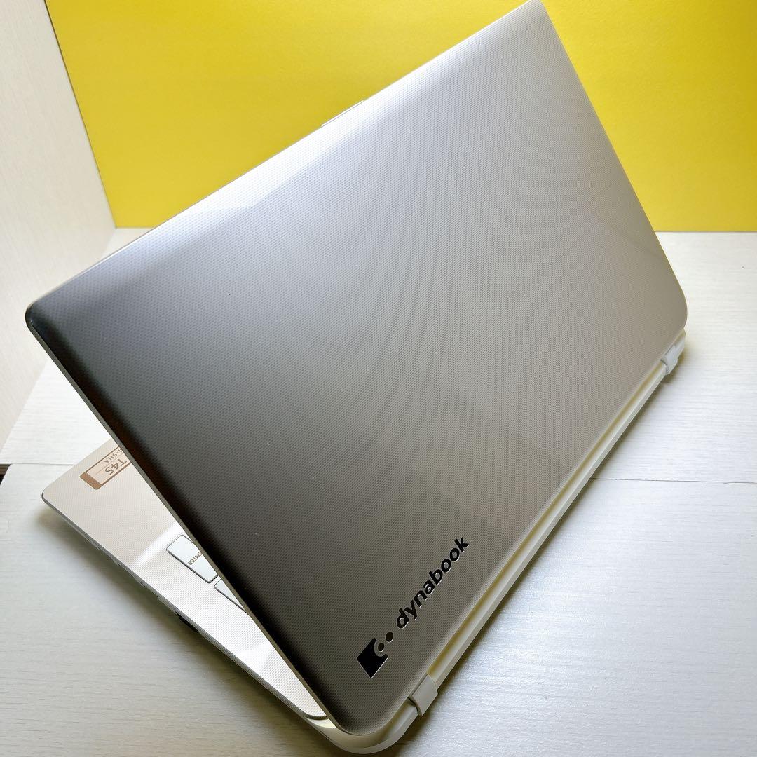 dynabook ノートPC☆win11☆SSD☆メモリ4G☆カメラ付☆ゴールド