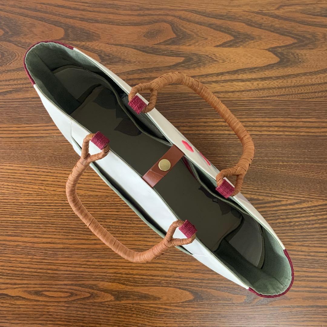 紬帯　赤い椿のお花　リメイク　山葡萄ハンドルバッグ