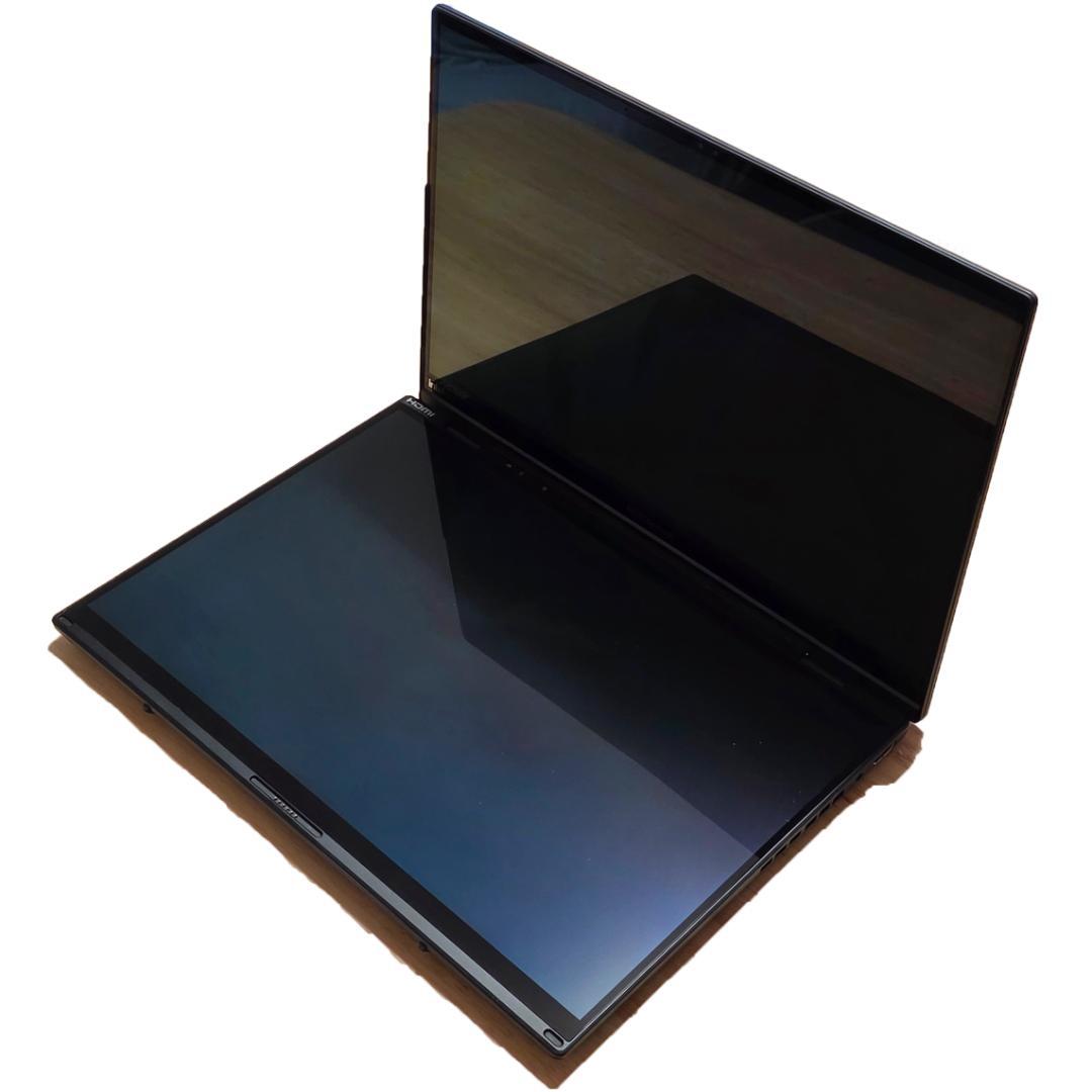 ASUS Zenbook DUO UX8406MA 14.0型OLED 2画面