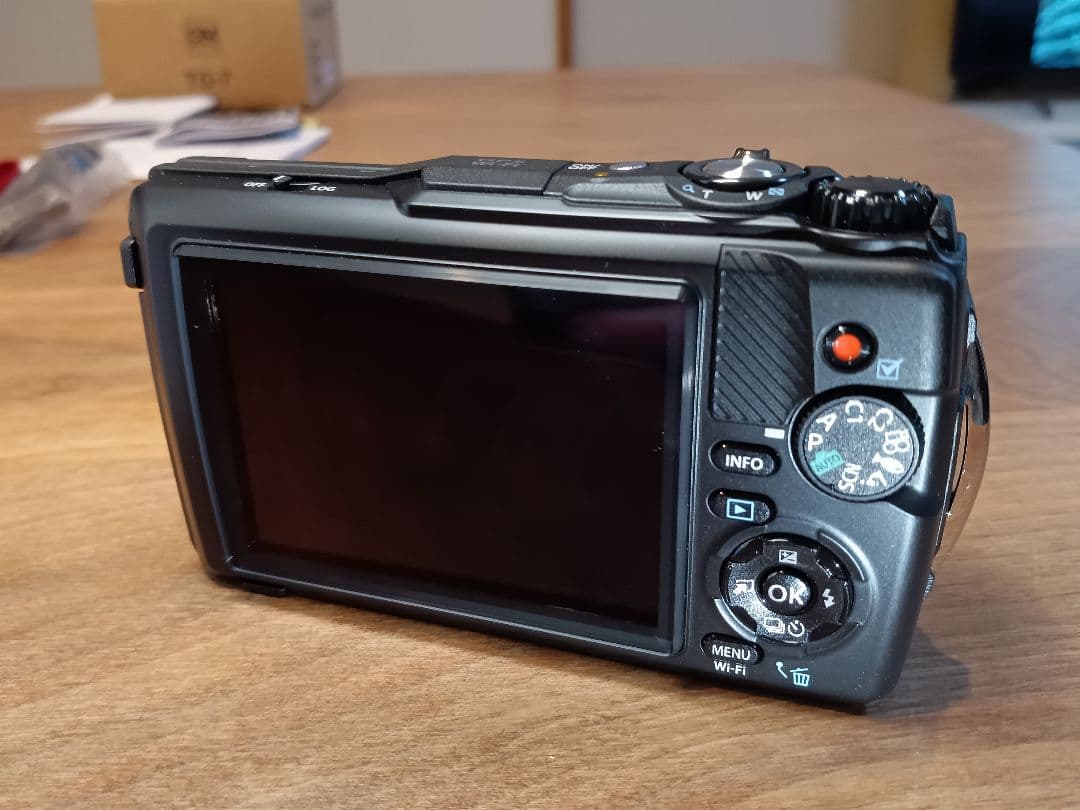 開封未使用品 OLYMPUS OM SYSTEM Tough TG-7【保証付】