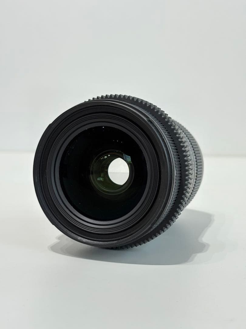 Sigma Art 18-35mm F1.8 DC HSM EFマウント