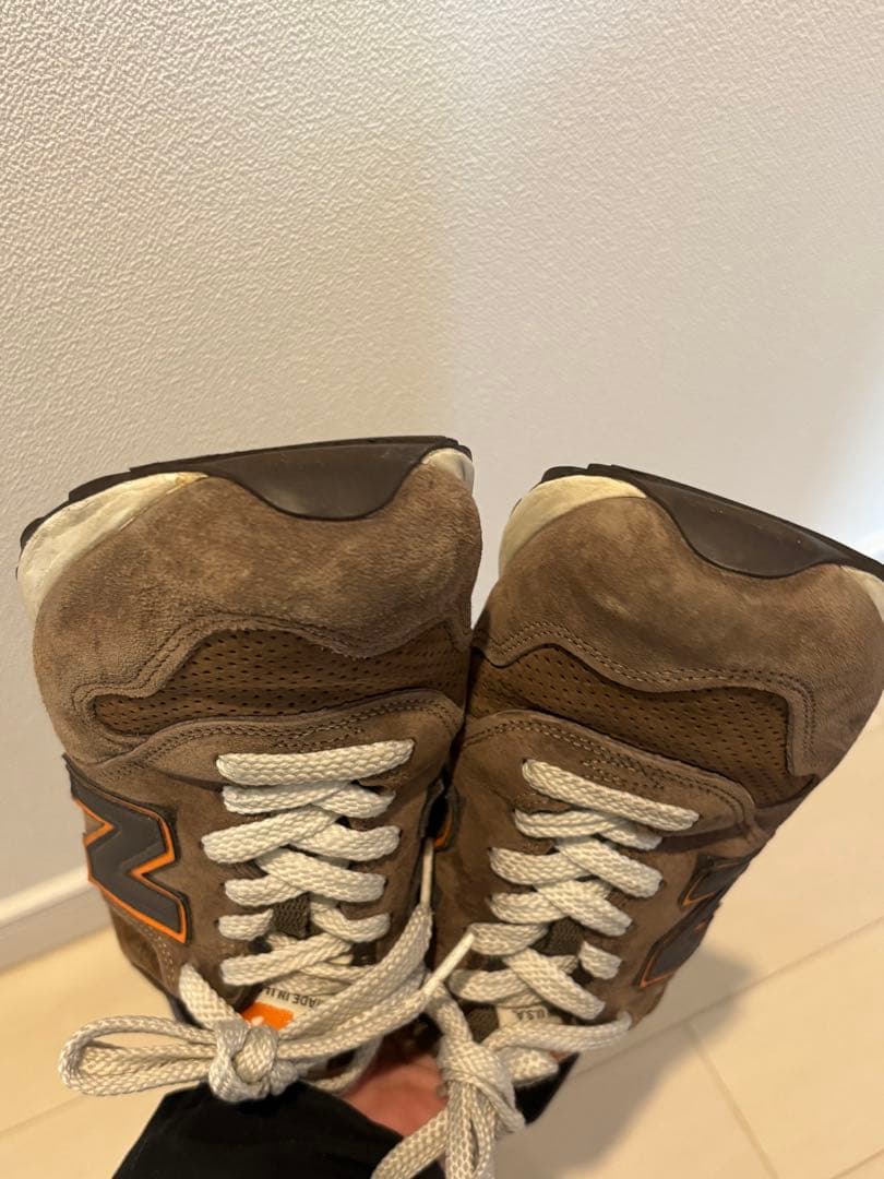 New Balance 1400 ブラウン スニーカー