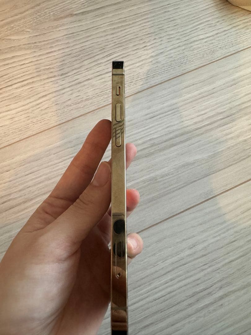 iPhone 12 Pro ゴールド　256GB