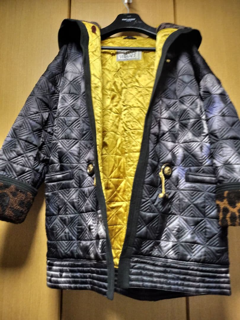 希少ヴィンテージGIANNI VERSACE ヴェルサーチフードコート