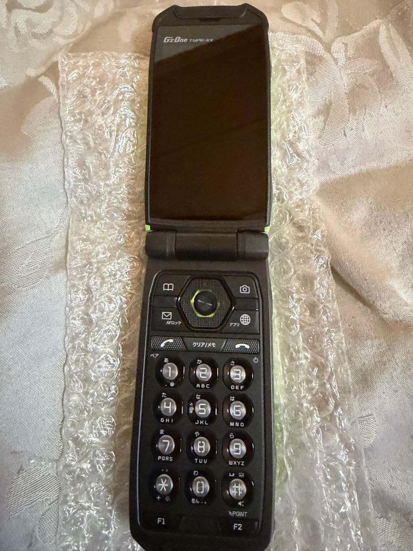 GzOne TYPE-XX KYY31 au リキッドグリーン simフリー