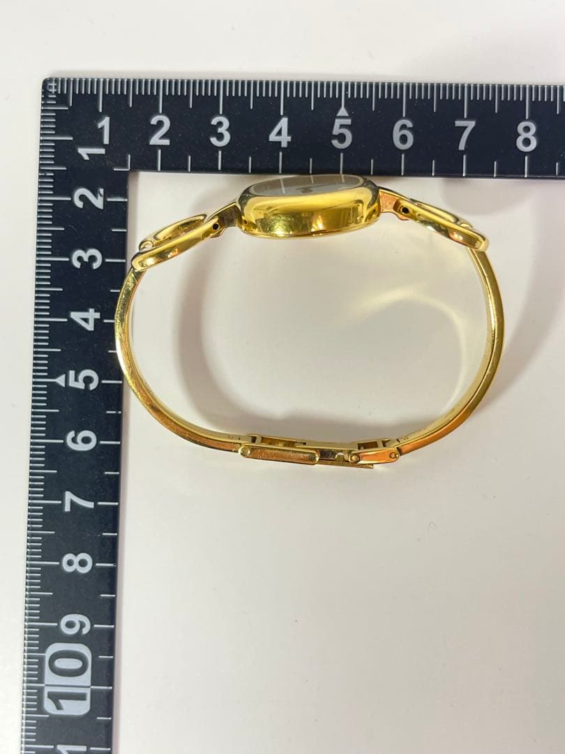 GUCCIグッチ 腕時計 ホワイトシェル 文字盤レディース 1600