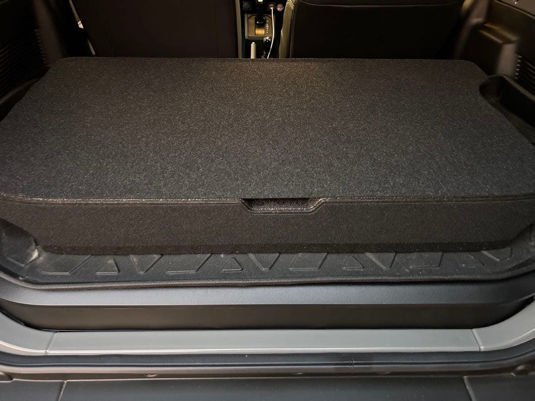 らーまるさん専用！ジムニー ノマド 純正ラゲッジボックス+フロアマットセット