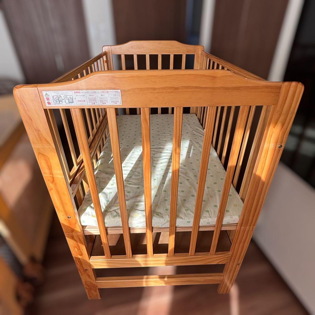 カトージ ハイシートベビーベッド02399 ナチュラル キャスター付き　清潔