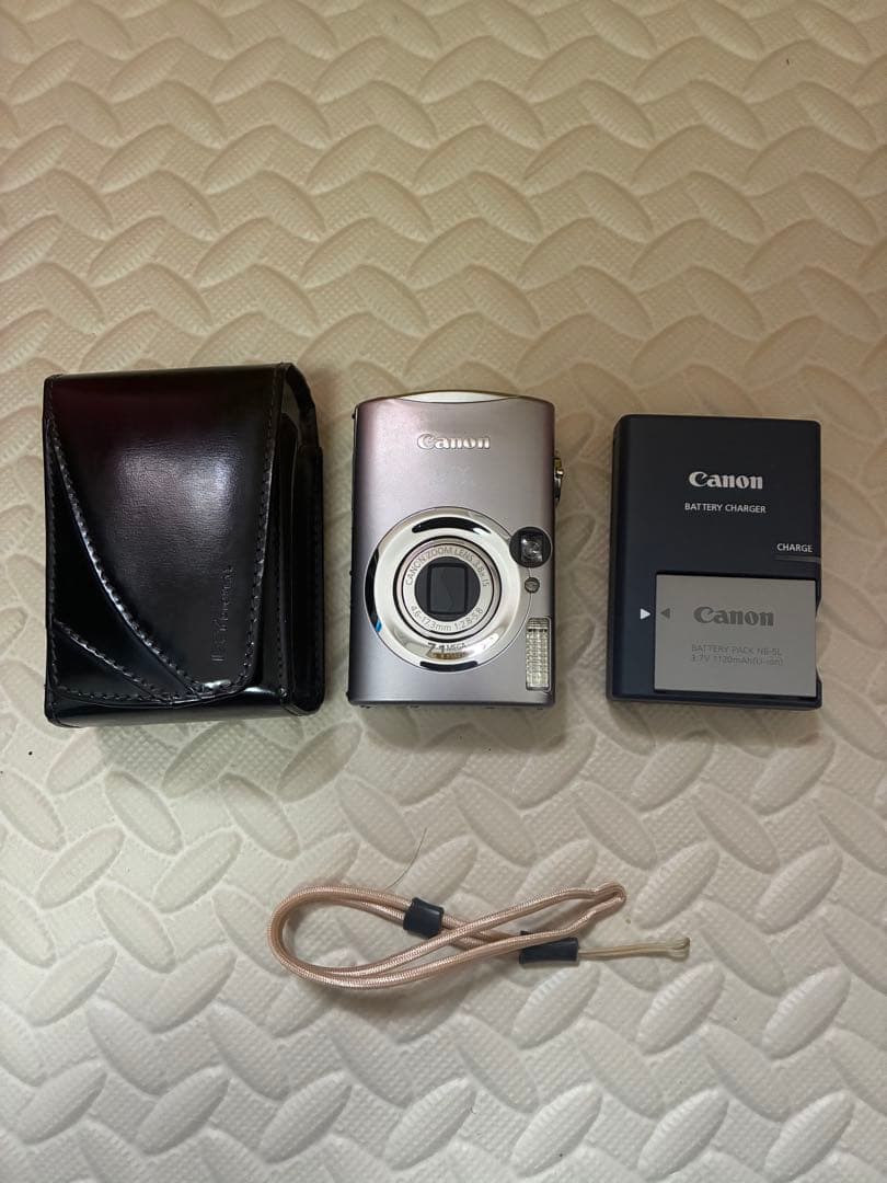 純正ケース付き　canon&キャノン　ixy900is デジタルカメラ