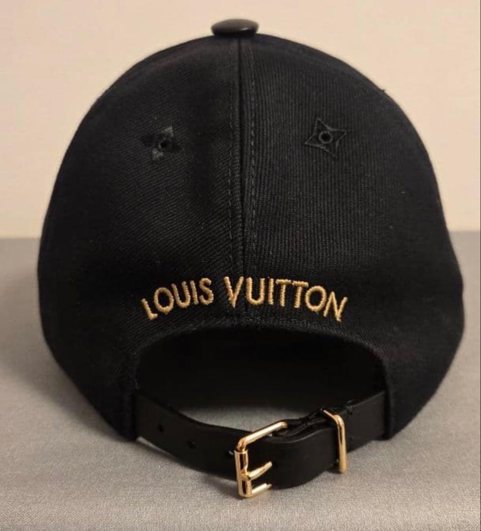えびフィレオ食べたい 　Louis Vuitton キャップ ゴールド
