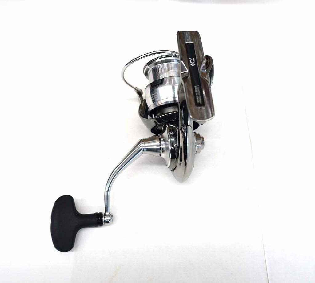 ダイワ 22 イグジスト PC LT2500-H　美品！