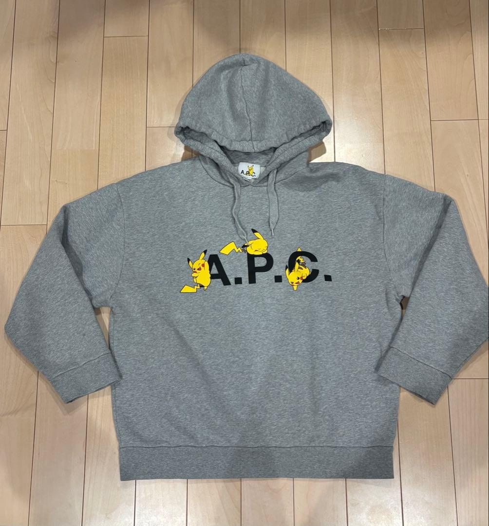 APCアーペーセー　ポケモンコラボ　スウェットパーカーLサイズ　ピカチュウ
