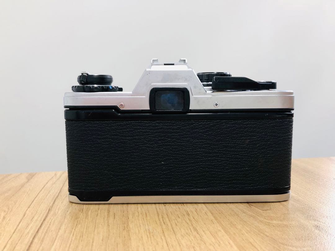 OLYMPUS OM10 フィルムカメラ