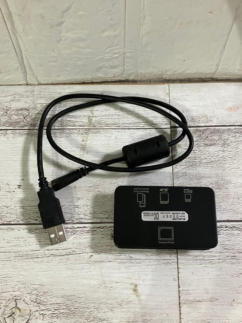 OLYMPUS VH-210 コンパクトデジタルカメラ