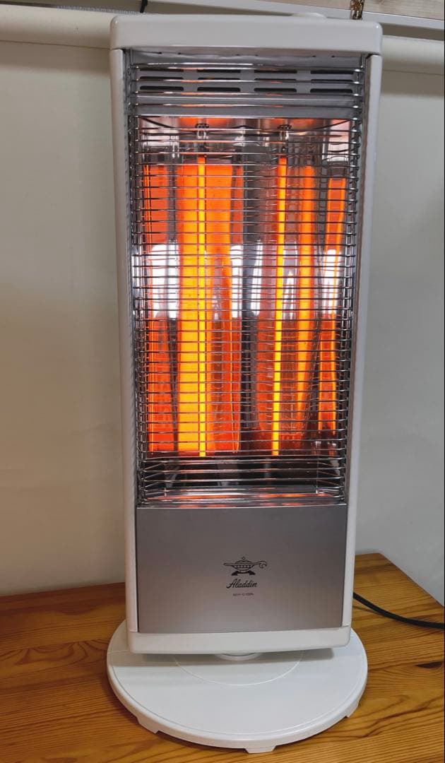 Aladdin 電気ヒーター AEH-G105N ホワイト　2021年製