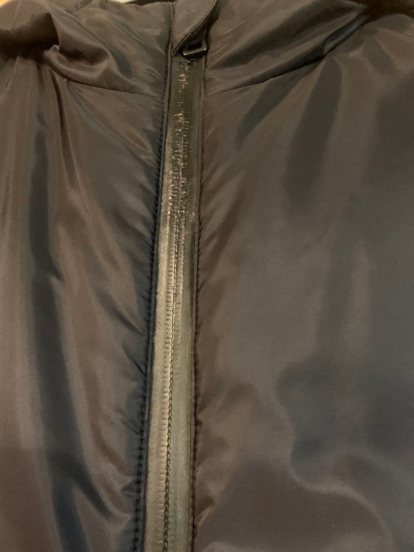 PRADA 黒 中綿ナイロンジャケット　サイズ48