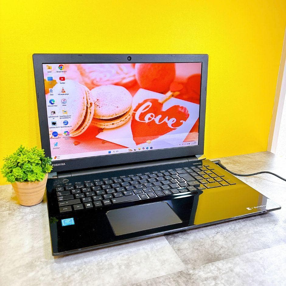 新品SSDで快適✨Win11✨薄型ノートパソコン黒 カメラ付 フルHD 仕事趣味