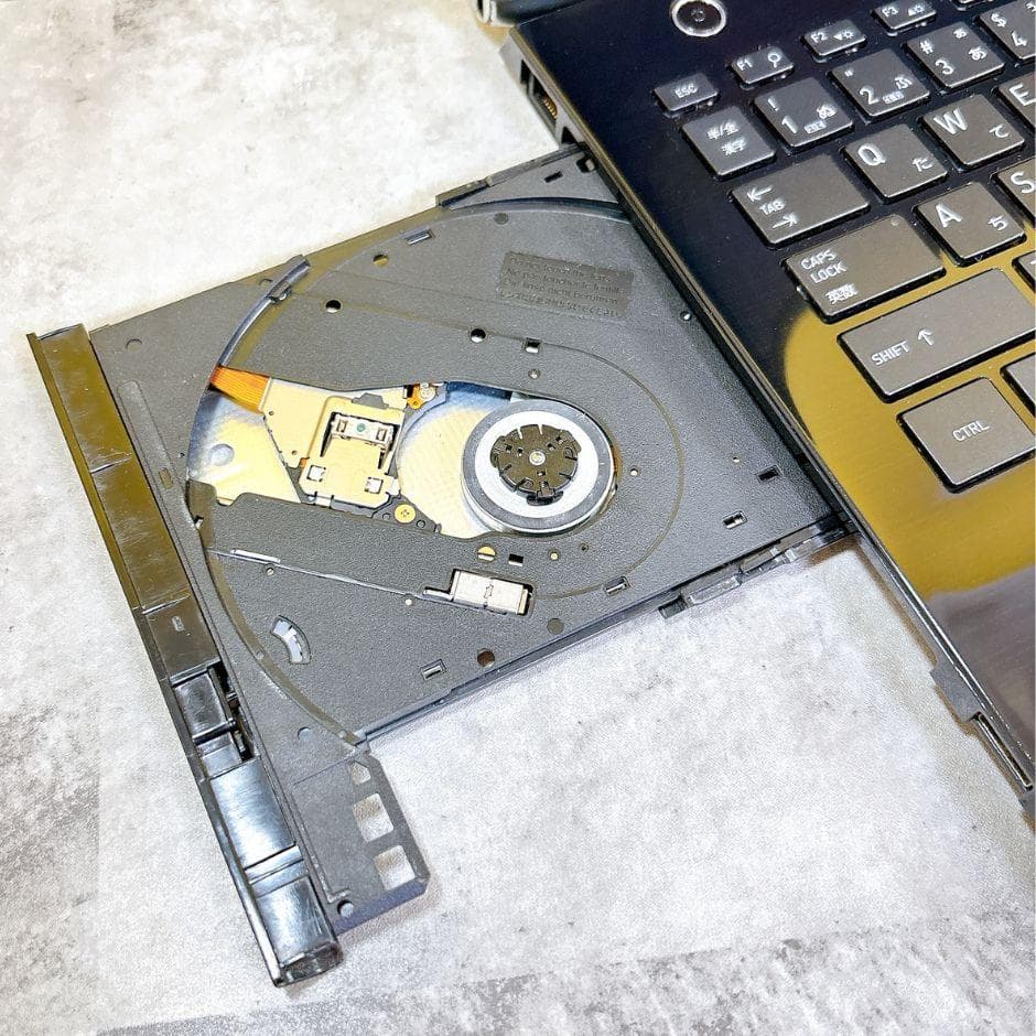 新品SSDで快適✨Win11✨薄型ノートパソコン黒 カメラ付 フルHD 仕事趣味