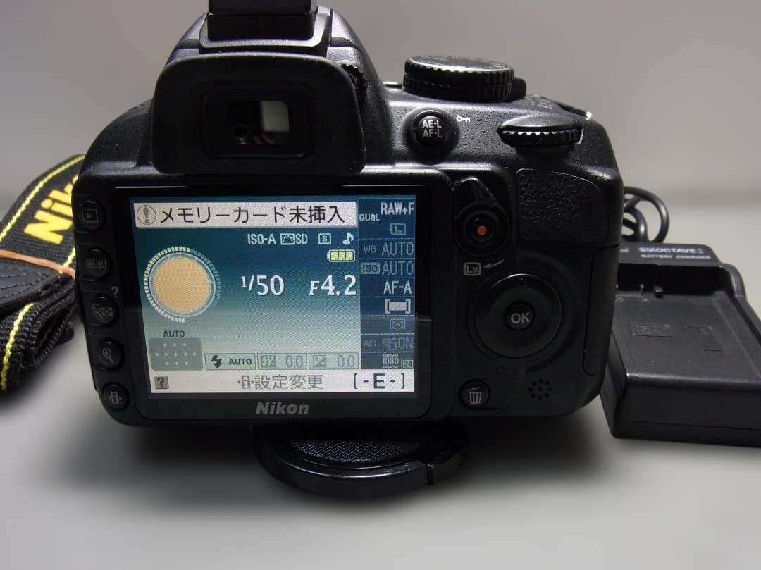 130　Nikon D3100 デジタル一眼レフ レンズバッテリー充電器送料込み