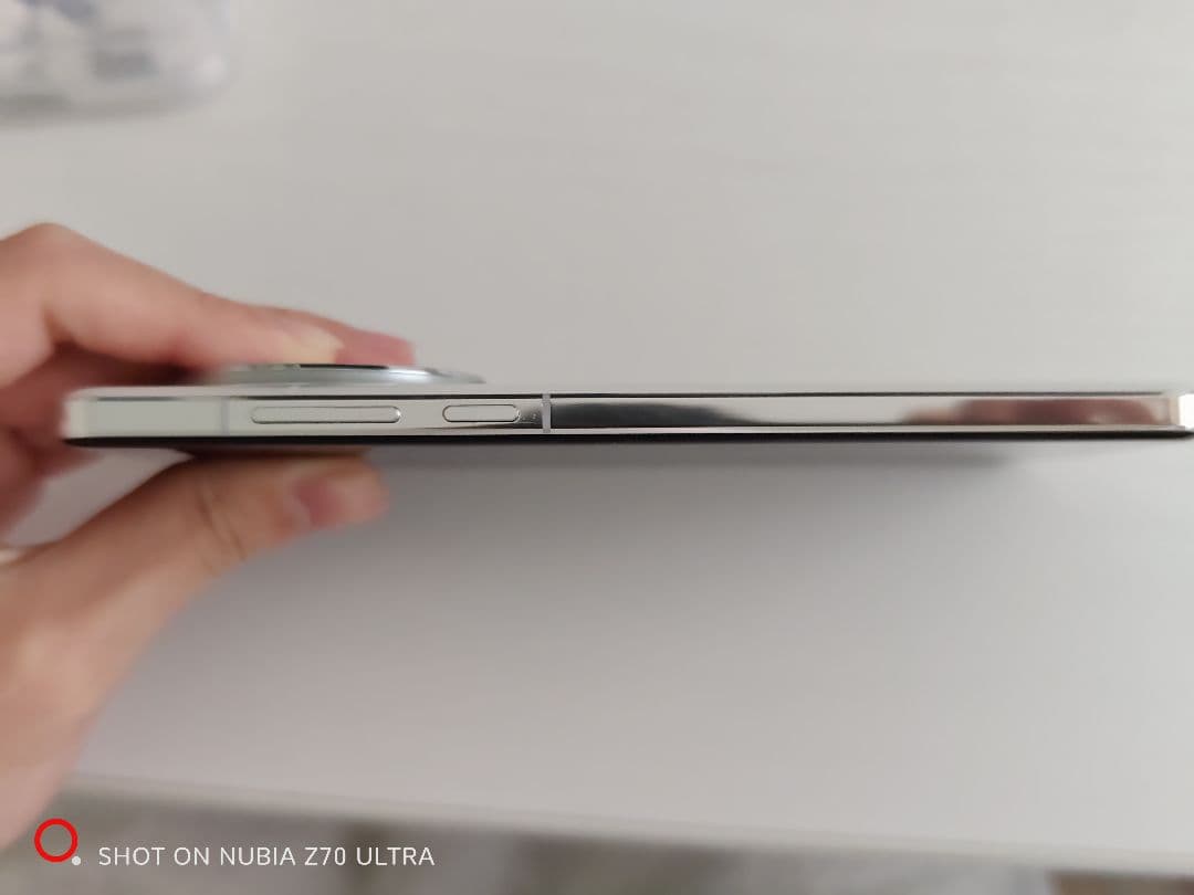 スマートフォン本体 oneplus 13