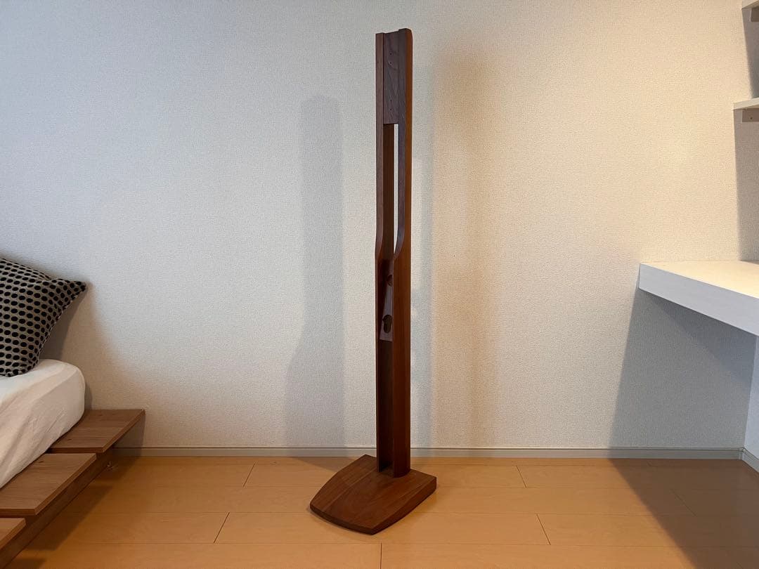 ナガノインテリア RA017 掃除機スタンド 木製 無垢 ウォールナット