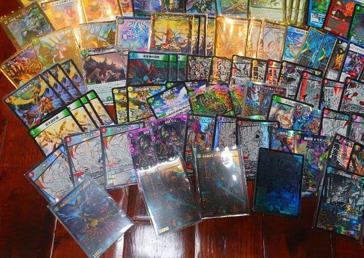 デュエマ　まとめ売り　引退品　大量　2.5㎏　約1500枚　デッキパーツ
