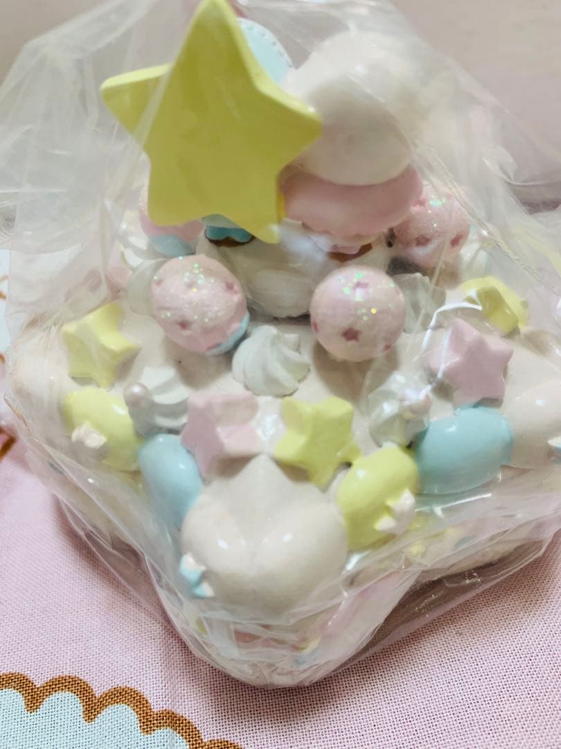 リトルツインスターズ ケーキ型小物入れ キキララ キキ＆ララ