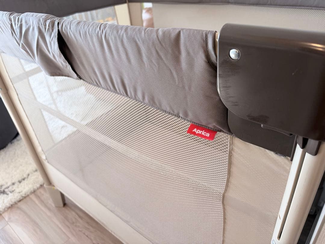 【値下げ！】アップリカAprica ベビーベッドココネルエアー ココアブラウン