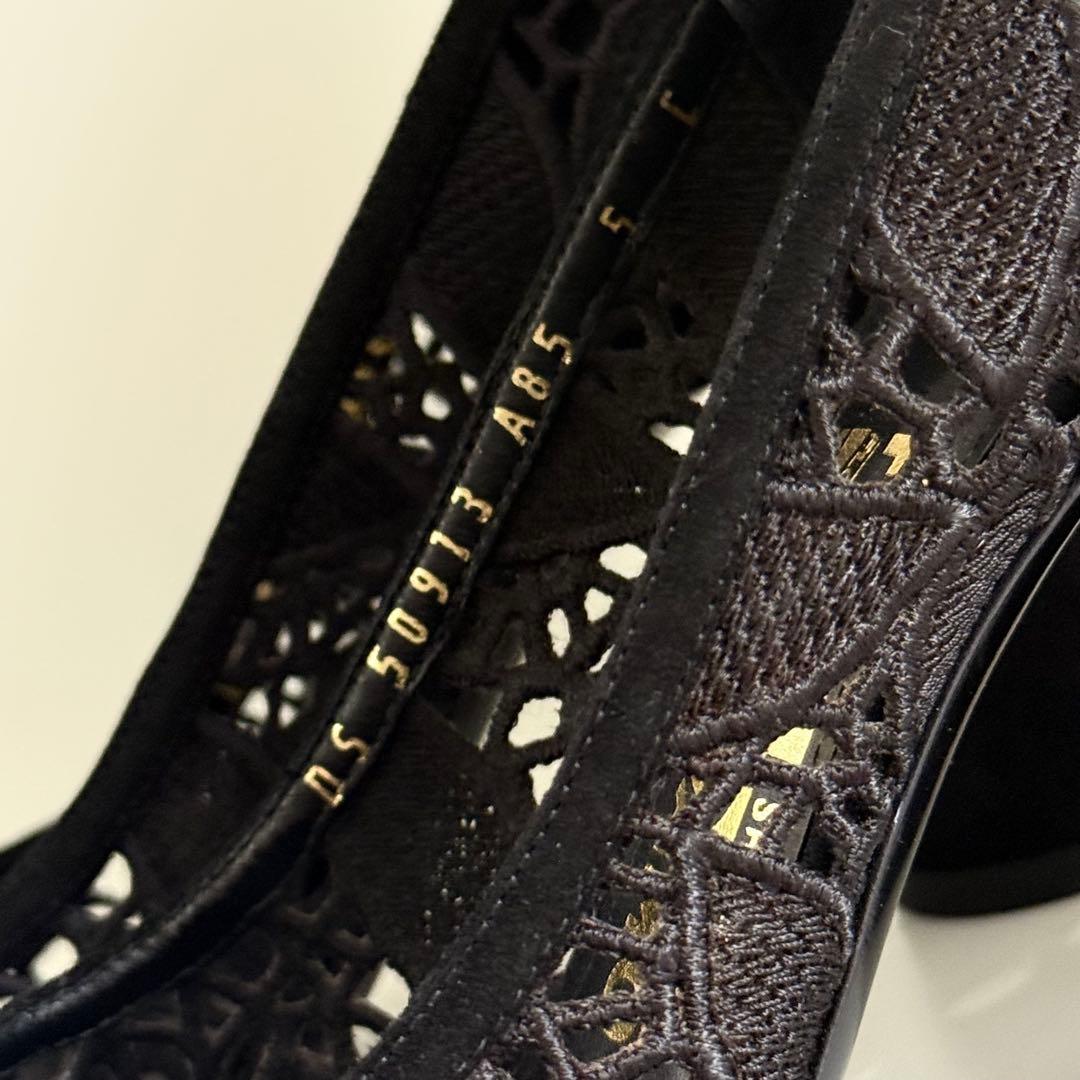 Ferragamo ESTELLE レースヒール 5C 黒