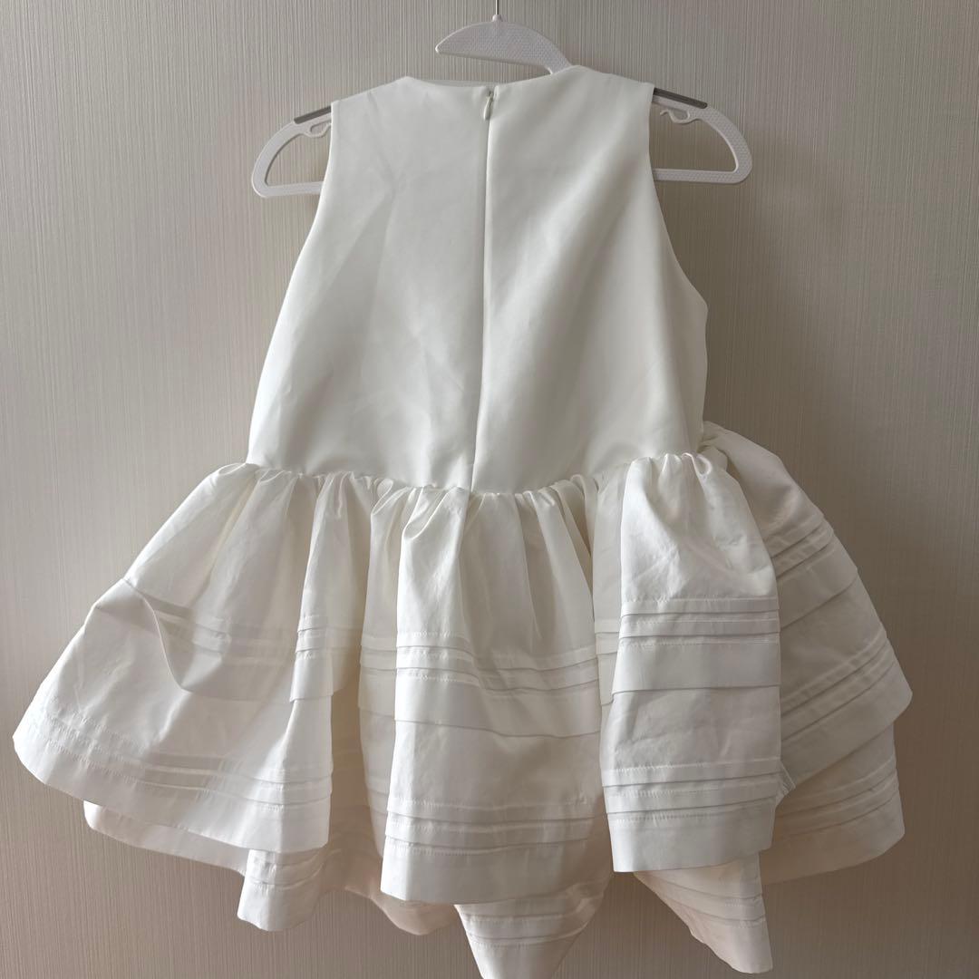 トップス Bibiy. DOVE PEPURAMU TOP