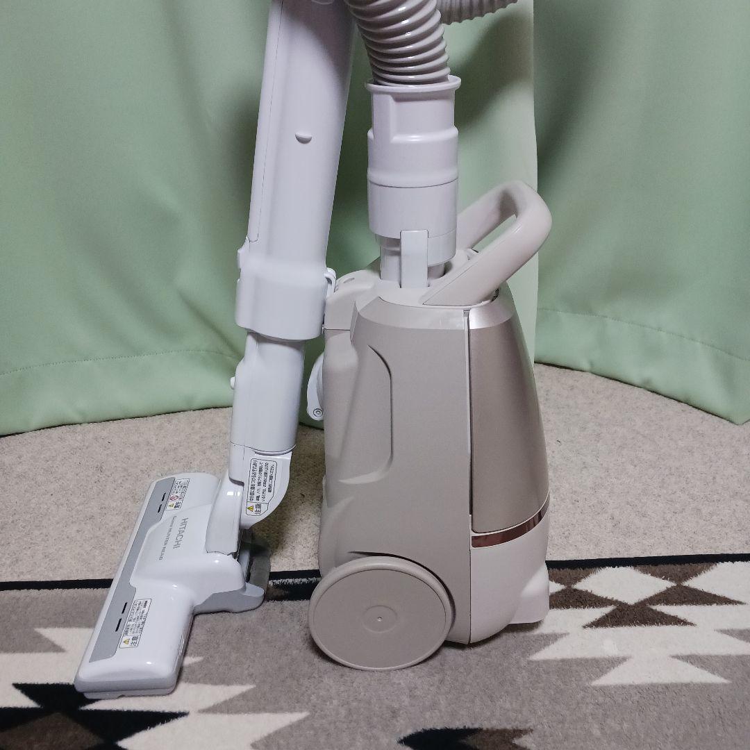 日立紙パック式掃除機　稼働品　　　 CV-KP90G